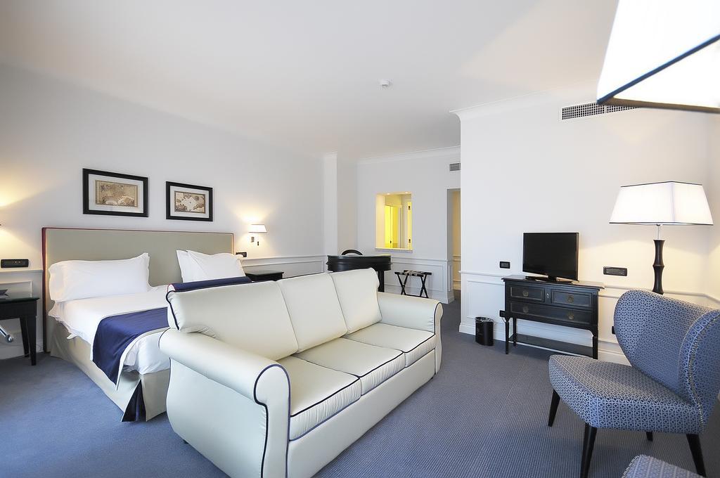 Grand Oriente 4* Neapel